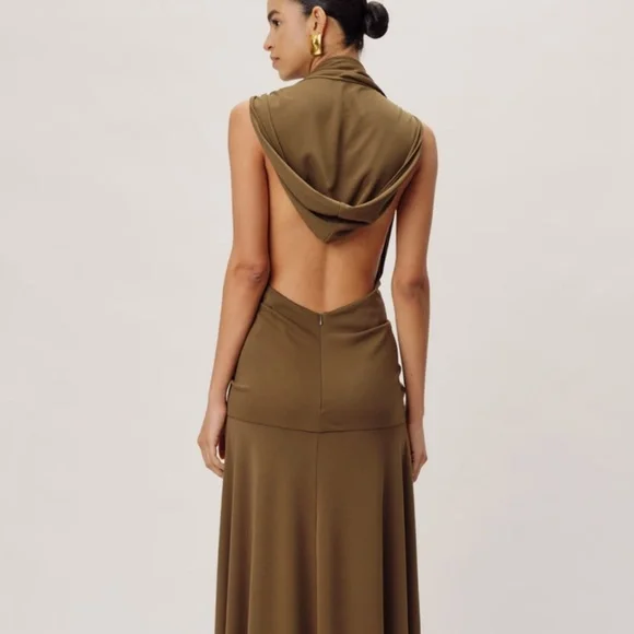 Ronny Kobo Hunter Hooded Gown - Picture 3 of 12